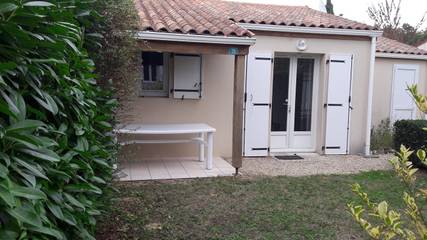 Gîte pour 5 personnes, avec jardin et terrasse dans 