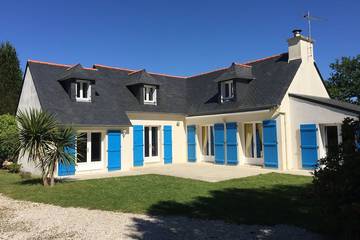 Location de vacances pour 6 personnes, avec jardin et terrasse à Gouesnach