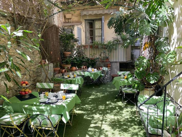 Hôtel pour 4 personnes, avec jardin