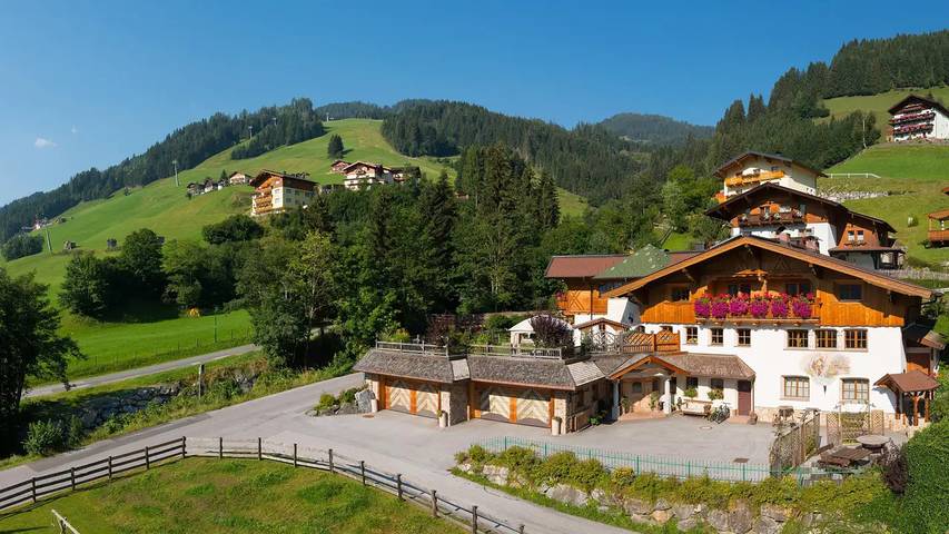 Ferienhaus für 12 Personen, mit Balkon und Terrasse sowie Sauna in Großarl