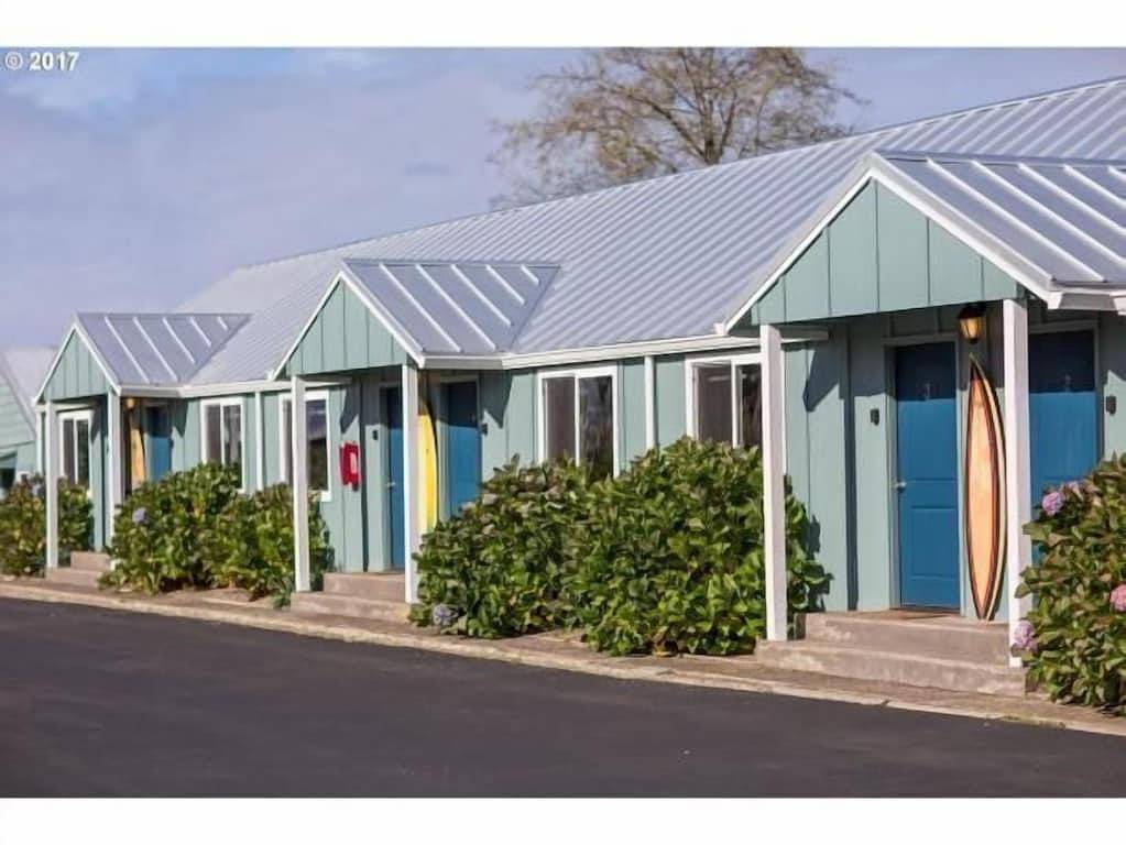 Ganze Wohnung, S4 - Kickin Out @ Surf Inn in Netarts, Tillamook County