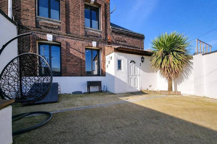 Location de vacances pour 4 personnes, avec terrasse et vue à Le Petit-Quevilly