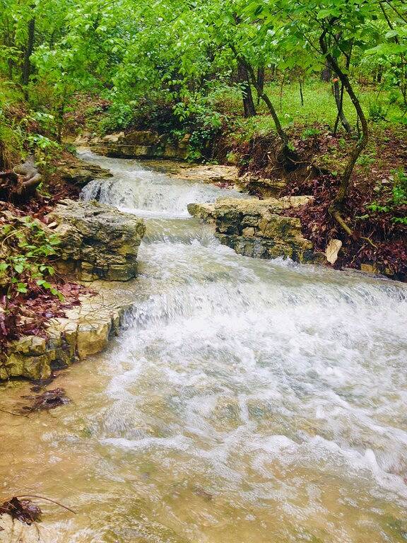 Cinnamon Valley - 'The Barn' in Eureka Springs, Carroll County (AR)