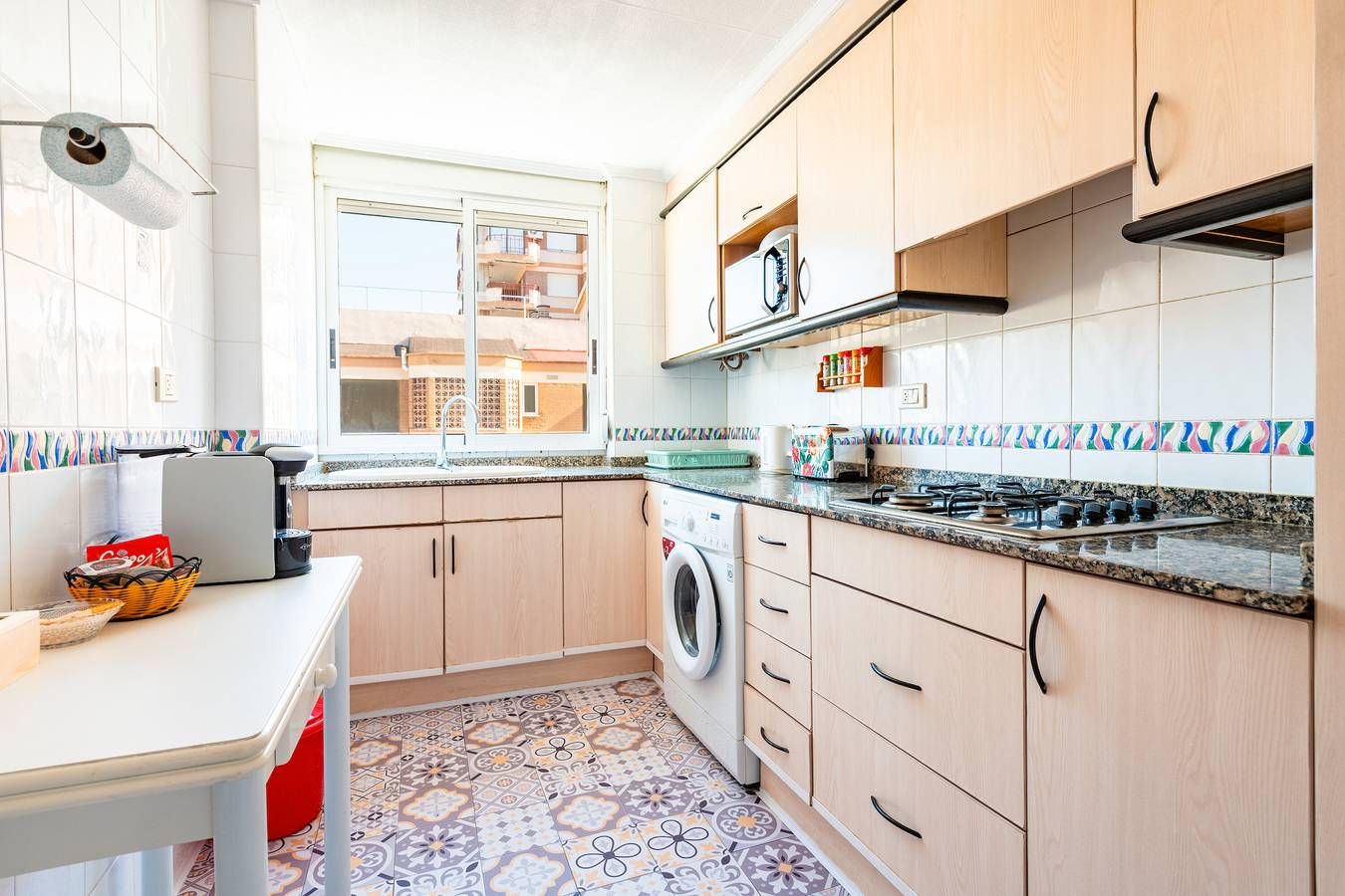 Entire apartment, Apartment 'Vistas Mediterráneo' with Mountain and Mediterranean views in Benicassim, Costa del Azahar