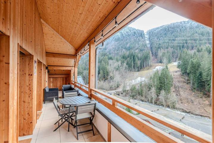 Gîte pour 8 personnes, avec jardin et terrasse à Morzine - 4