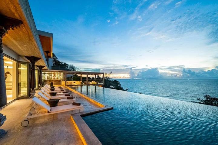 Villa für 22 Personen, mit Pool und Whirlpool sowie Sauna und Balkon - 1