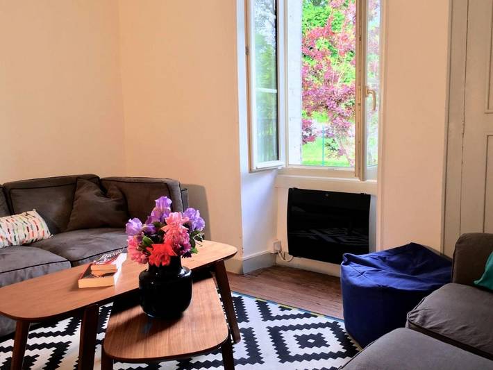Gîte pour 6 personnes, avec piscine et jardin dans Nuits