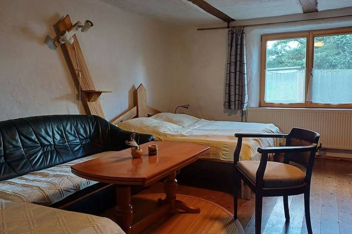 Ganze Wohnung, Platz zum Sein: Ferienwohnung in winzigem Dorf - Haustiere willkommen in Schapow, Nordwestuckermark