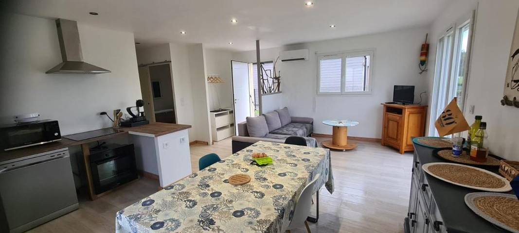 Gîte pour 5 personnes, avec jardin à Magny-en-Bessin
