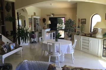 Villa voor 4 Personen in Carvoeiro, Estômbar e Parchal, Afbeelding 4