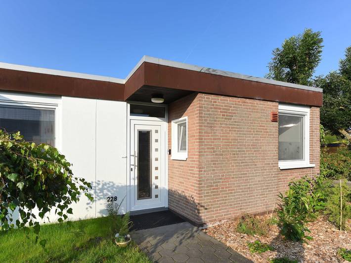 Ferienhaus für 3 Personen, mit Terrasse und Garten in Bensersiel - 2