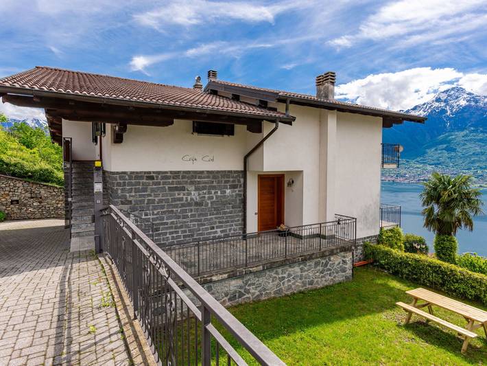 Ferienhaus für 12 Personen, mit Seeblick und Terrasse am Comer See - 2