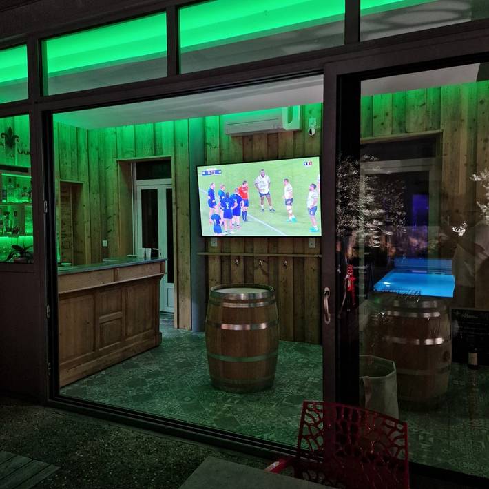 Chambre d’hôte pour 2 personnes, avec piscine et sauna ainsi que jardin et jacuzzi dans le Cher - 2