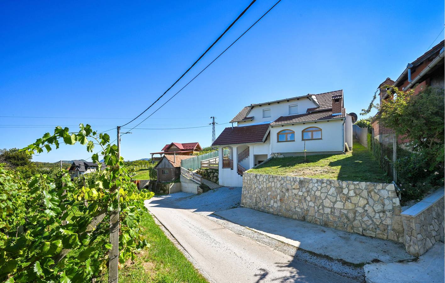 Holiday home for 8 people with terrace in Varazdin