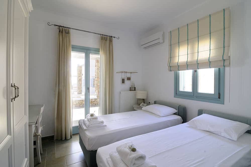 2 Luxusvillen mit privatem Pool, Fitnessstudio, Spa & toller Sicht auf die Ägäis in Koufonisia, Kykladen