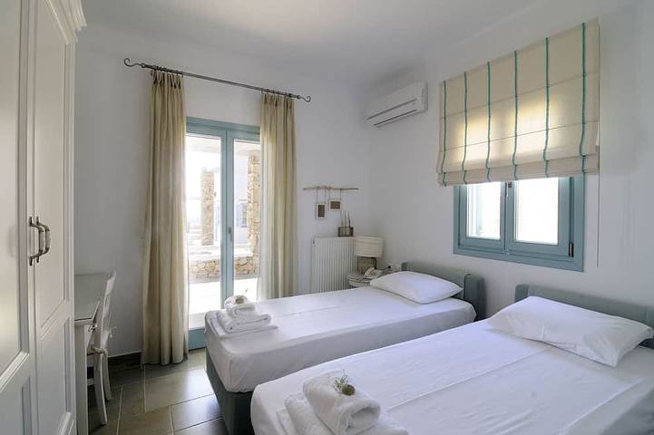 Location de vacances pour 19 personnes, avec jardin ainsi que sauna et jacuzzi dans Koufonisia - 4