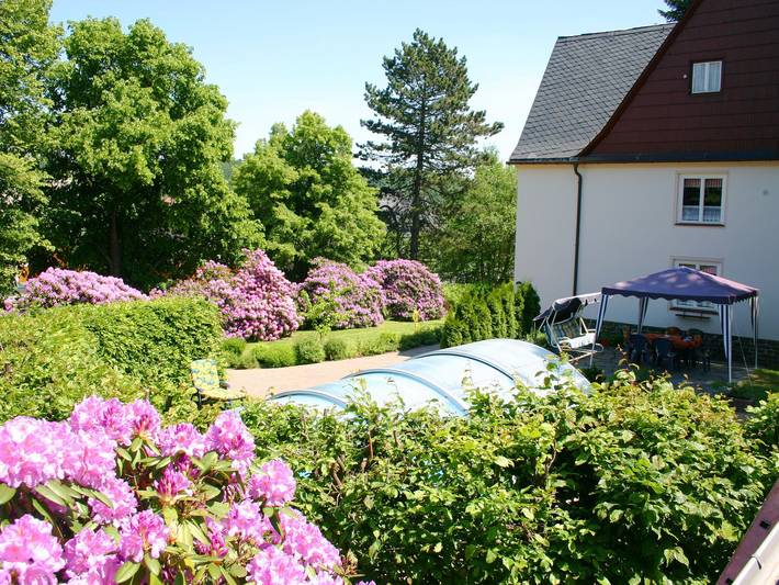 Ferienwohnung für 2 Personen, mit Terrasse und Garten sowie Pool im Erzgebirge