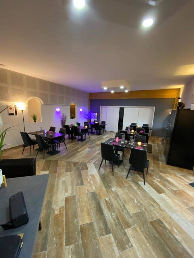 Hôtel pour 2 personnes, avec jardin et vue, animaux acceptés à Casteljaloux - 2