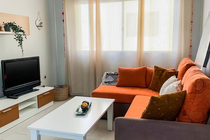 Gîte pour 5 personnes, avec terrasse, adapté aux familles dans Gran Tarajal - 2