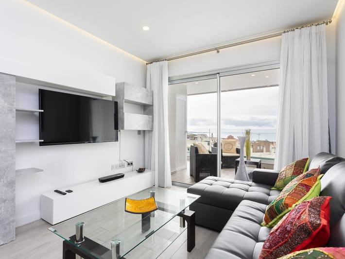 Ganze Ferienwohnung, Spektakuläres Ferienhaus In Der Ocean Garden Komplex Mit Meerblick in Playa Paraíso, Adeje