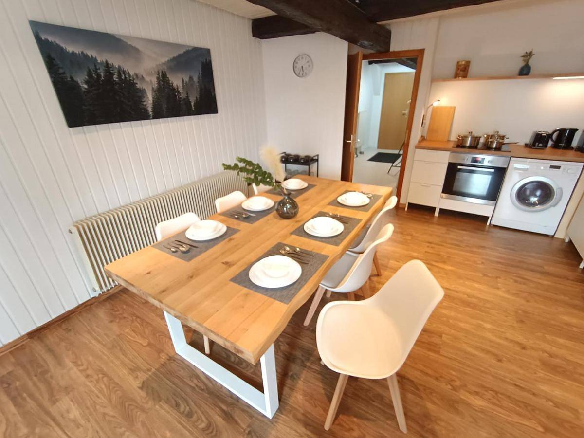 Ganze Wohnung, Two-Bedroom Apartment in Altdorf bei Nürnberg, Frankenalb