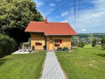 Gîte pour 4 personnes, avec vue et jardin à Weiler-Simmerberg