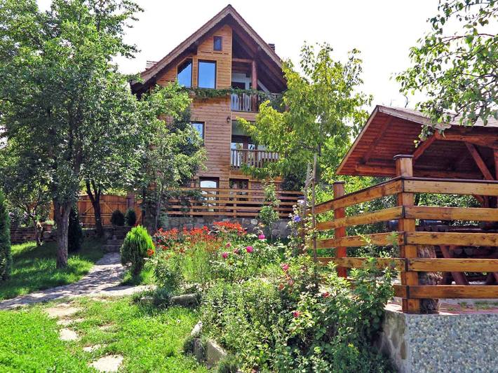 Casa rural para 3 personas, con Terraza además de Jardín y Vistas en Rumania