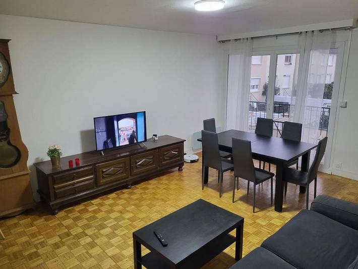 Appartement de vacances pour 6 personnes, avec Balcon ainsi que Terrasse et Jardin