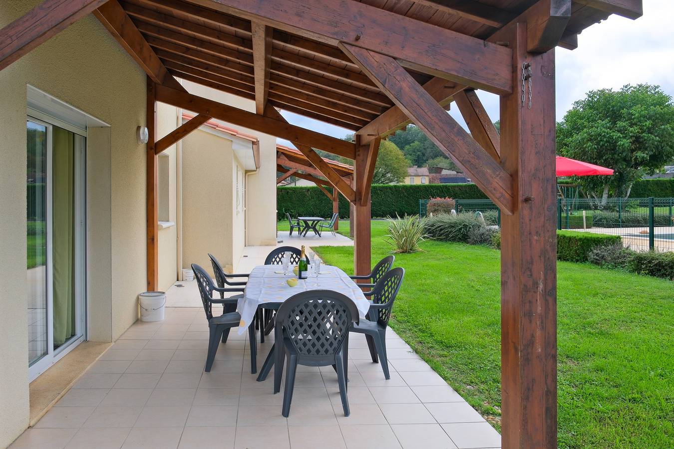 Le Perchoir – Maison avec climatisation et piscine partagée à Savignac-les-Églises in Savignac-les-Églises, Périgord Blanc