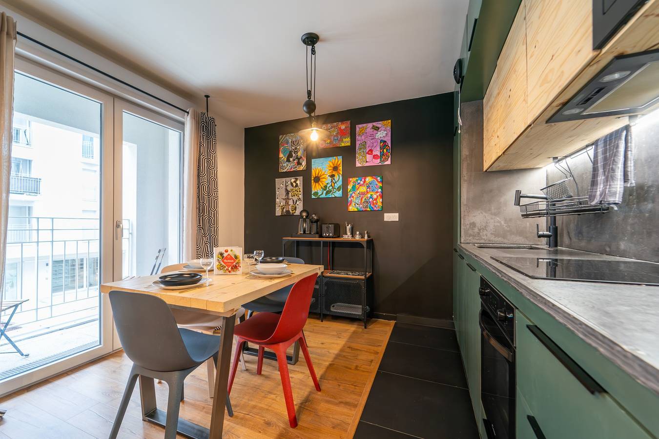 Entire apartment, L'Œuvre d'Art - Appartement avec parking privé in Noisy-le-Grand, Seine-Saint-Denis