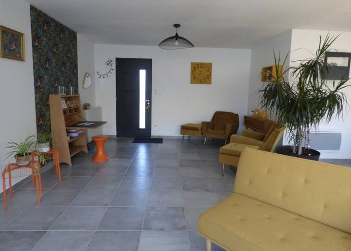 Gîte pour 6 personnes, avec piscine ainsi que terrasse et jardin, animaux acceptés dans le Vaucluse - 4