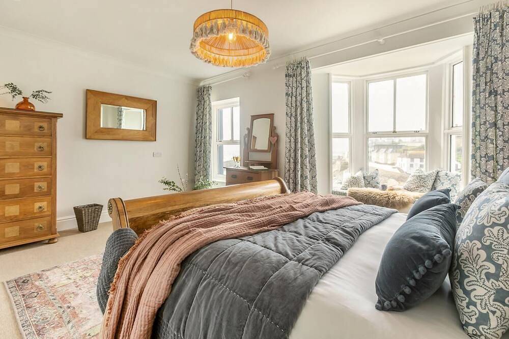 3 Bed in Porthleven (oc-tanson) in Porthleven, Cornwall