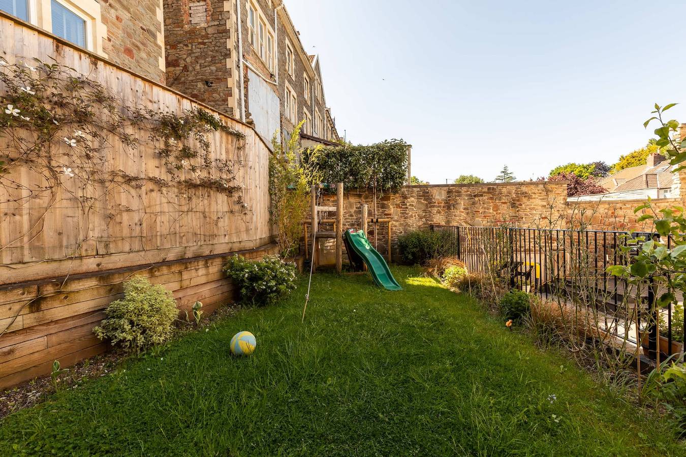 Stylish Family Home with Garden in Bristol, Sud Ovest Inghilterra