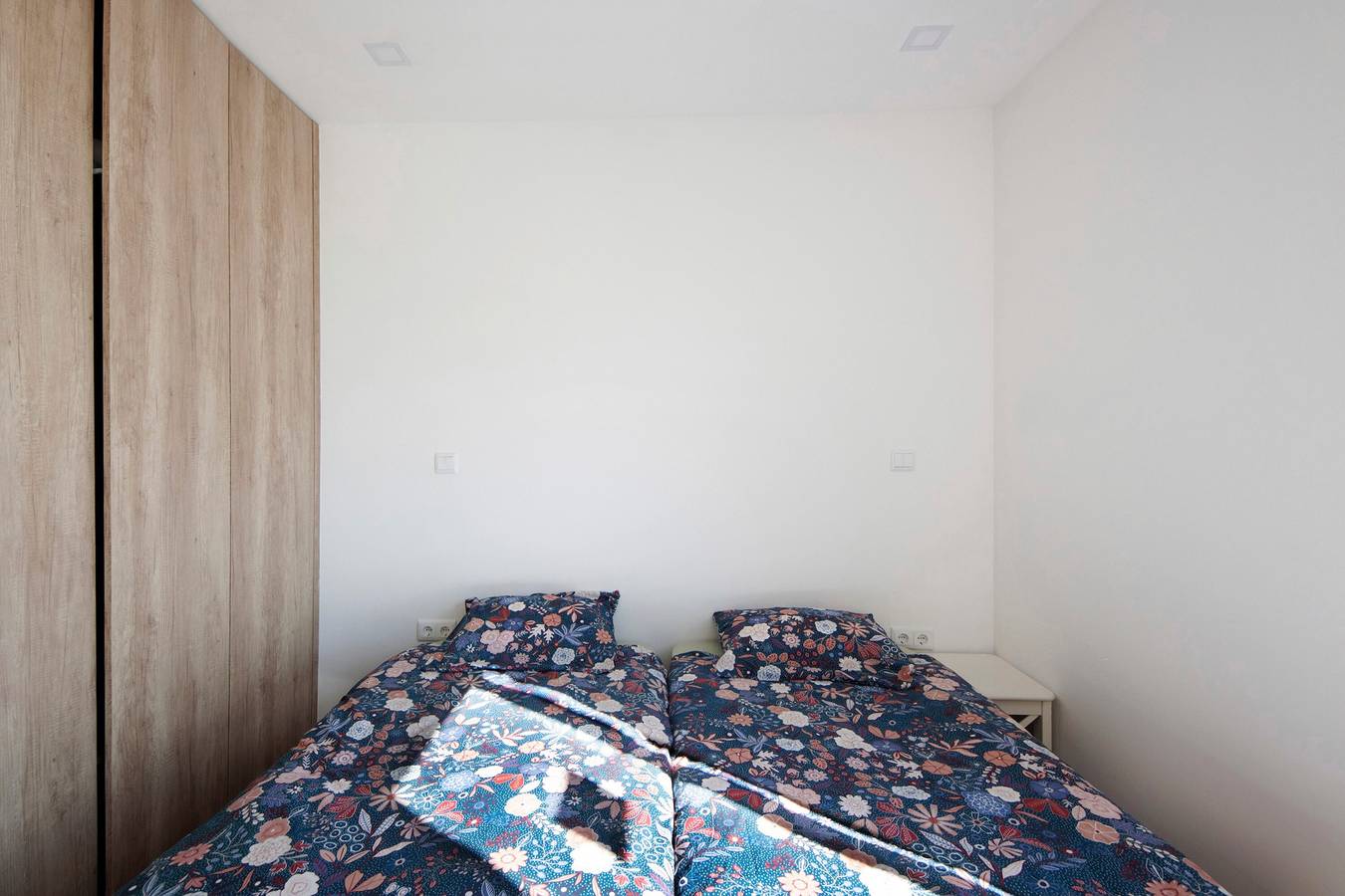 Bungalow 'Apartamento Thaï Com Piscina' met Gedeeld Zwembad, Privéterras en Wi-Fi, foto 7
