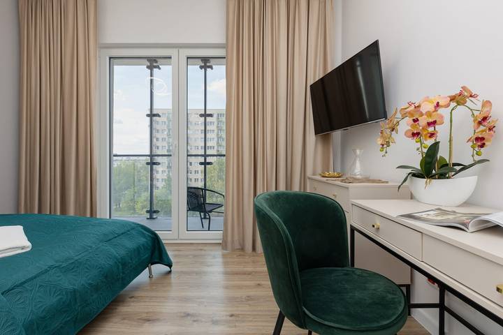 Vacation rental for 2 people, with balcony/terrace, kid friendly in Warsaw