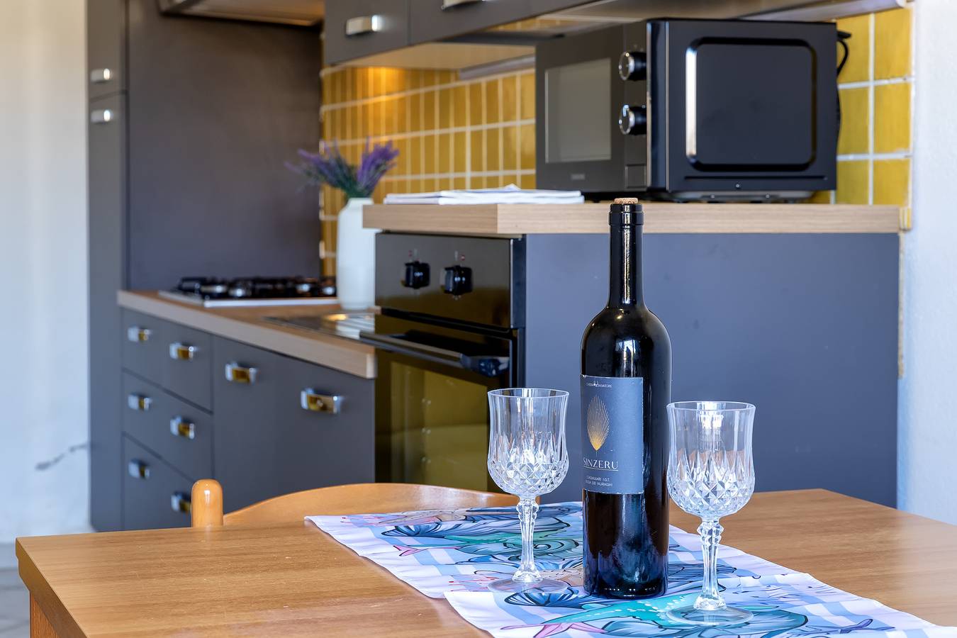Hel lägenhet, Apartment 'Nel Borgo Pt Sx' with Wi-Fi and Air Conditioning in Trinità d'Agultu e Vignola, Olbia-Tempio