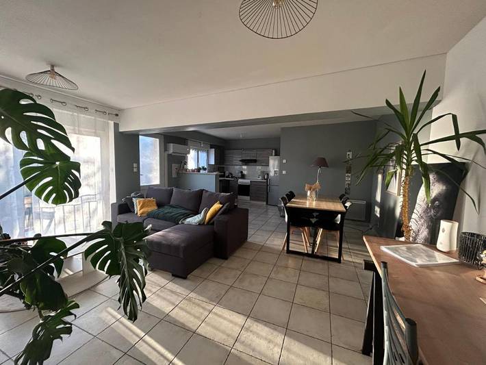 Gîte pour 6 personnes, avec jardin et jacuzzi, animaux acceptés à Saint-Michel-sur-Savasse