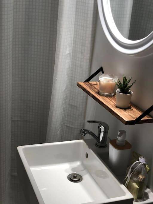 Gîte pour 3 personnes, avec vue et jardin à Sainte-Léocadie - 3