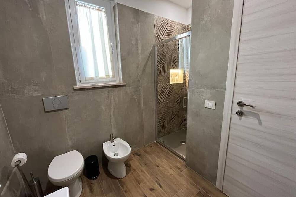 Al Capannone di Pietro, camera quadrupla superior con bagno privato in Colli a Volturno, Matese