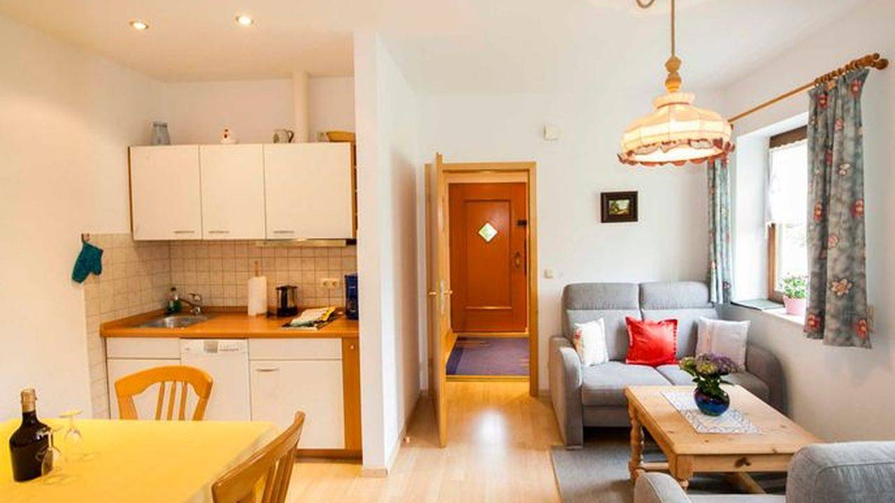 Entire holiday apartment, Ferienwohnung für 2 Personen (40 m²) in Rottach-Egern in Rottach-Egern, Bavarian Alps