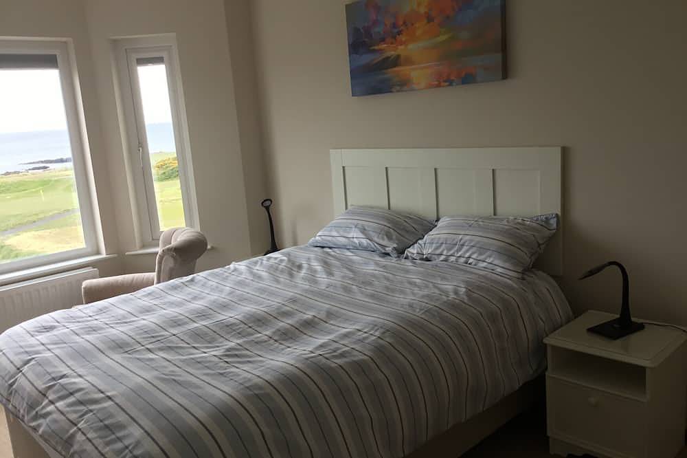 Erstaunliche Seeansichten. Zentrale Lage. Mit Blick auf Portstewart Old Course. in Portstewart, Grafschaft Londonderry