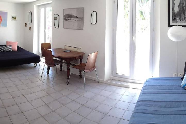 Ferienwohnung für 4 Personen, mit Balkon in Porquerolles - 2
