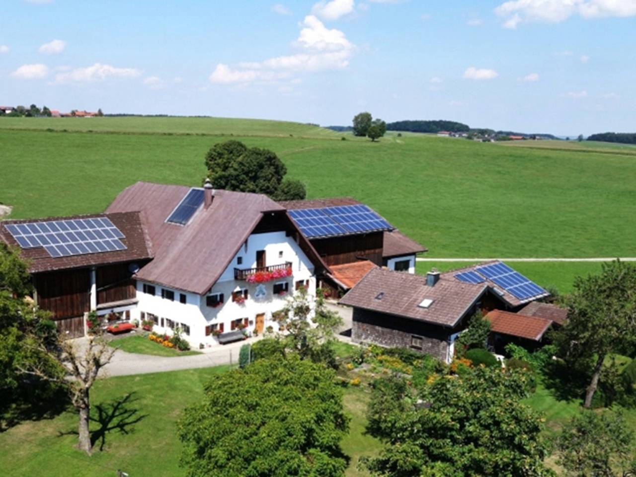 Ganze Ferienwohnung, Lapperhof - Ferienwohnung bis 6 Pers. im 1. Og, Balkon, 100 qm in Waging am See, Landkreis Traunstein