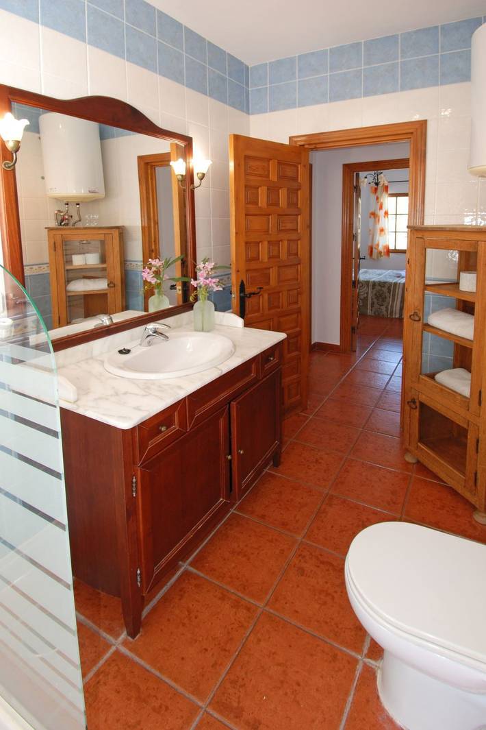 Casa rural para 10 personas, con jardín y terraza en Comares - 4