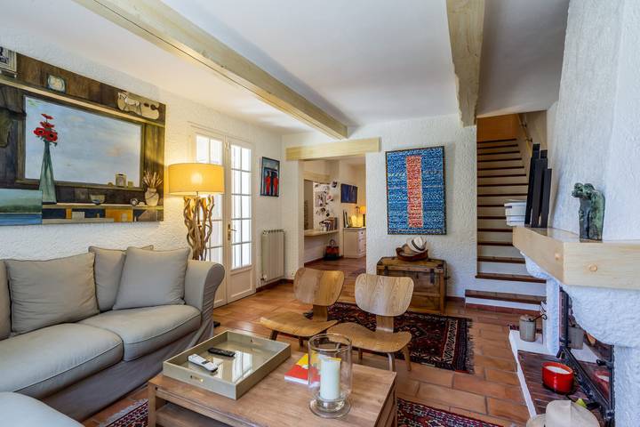 Location de vacances pour 6 personnes, avec jardin et piscine, adapté aux familles à Maubec - 4