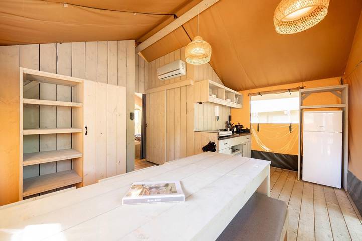 Ferienpark für 6 Personen, mit Balkon/Terrasse und Terrasse in Friesland - 3