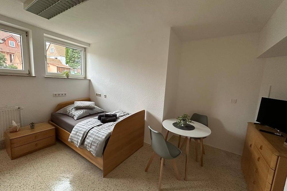 Ganze Wohnung, Gemütliches Einbett  Zimmer in Nentershausen, Hessisches Bergland