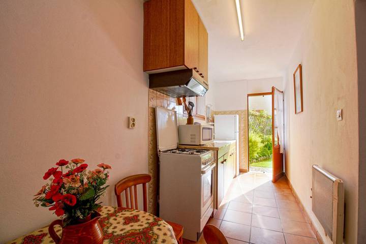 Gîte pour 4 personnes, avec jardin à Peyrouse - 4