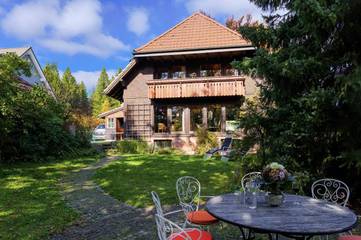 Location de vacances pour 10 personnes, avec jardin et vue, adapté aux familles dans Kniebis