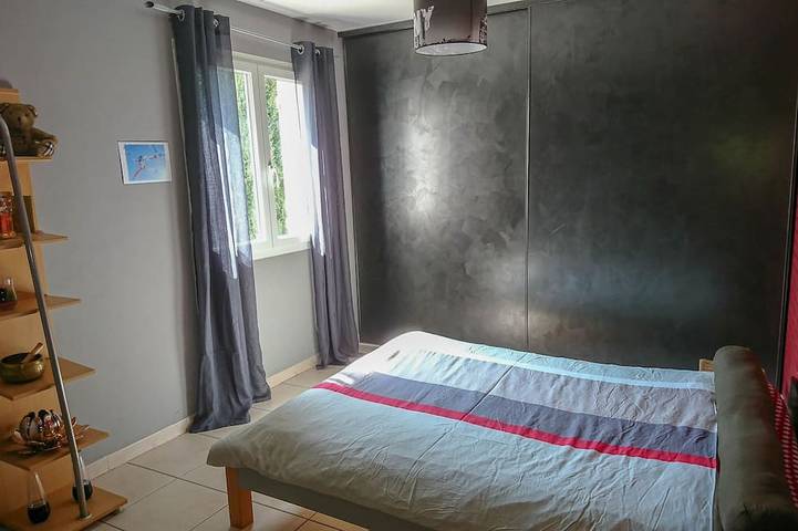 Location de vacances pour 6 personnes, avec jardin à Saint-Restitut - 3